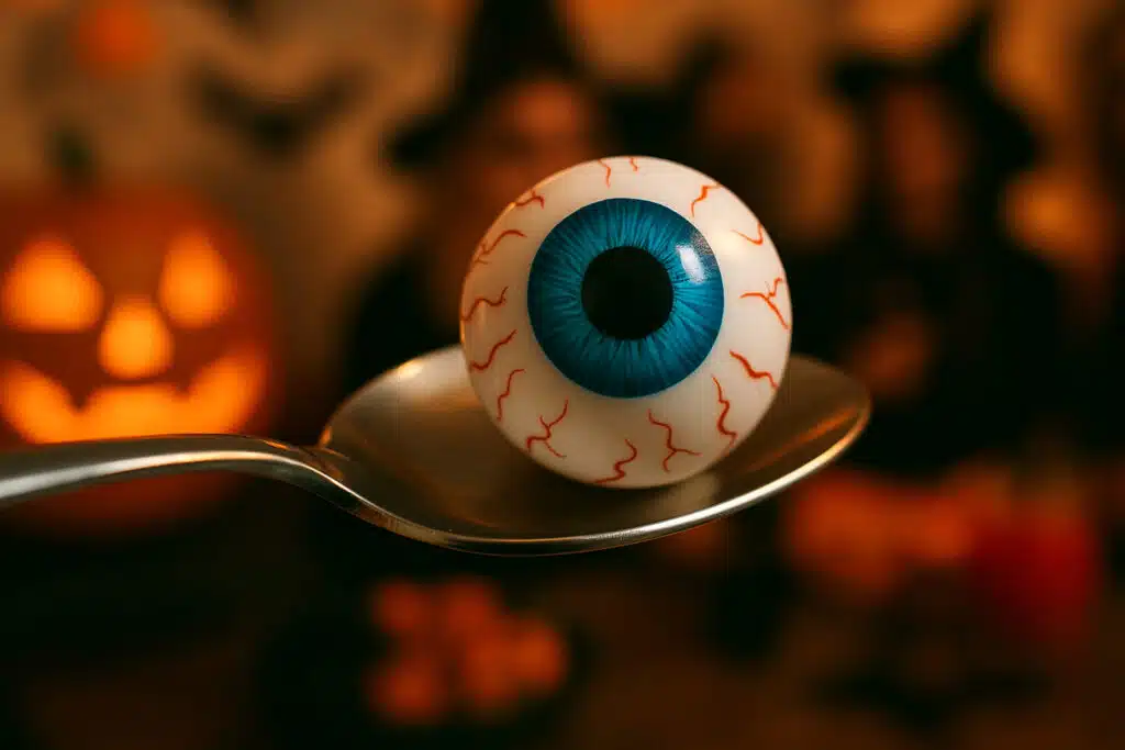 halloween eyeball on spoon race